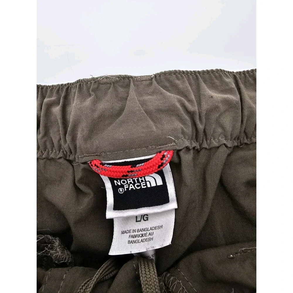 The North Face‎ Cargo Green Shorts Mens Large Nylon Stow Pocket